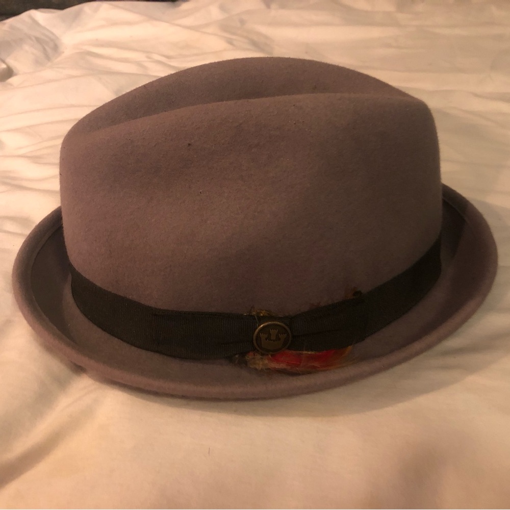Stylish Gray Fedora Hat with Black Band